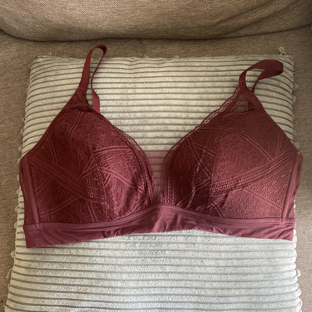 Auden Lightly Lined Bralette  Size XXL. Adjustable Straps, Adjustable Closure.